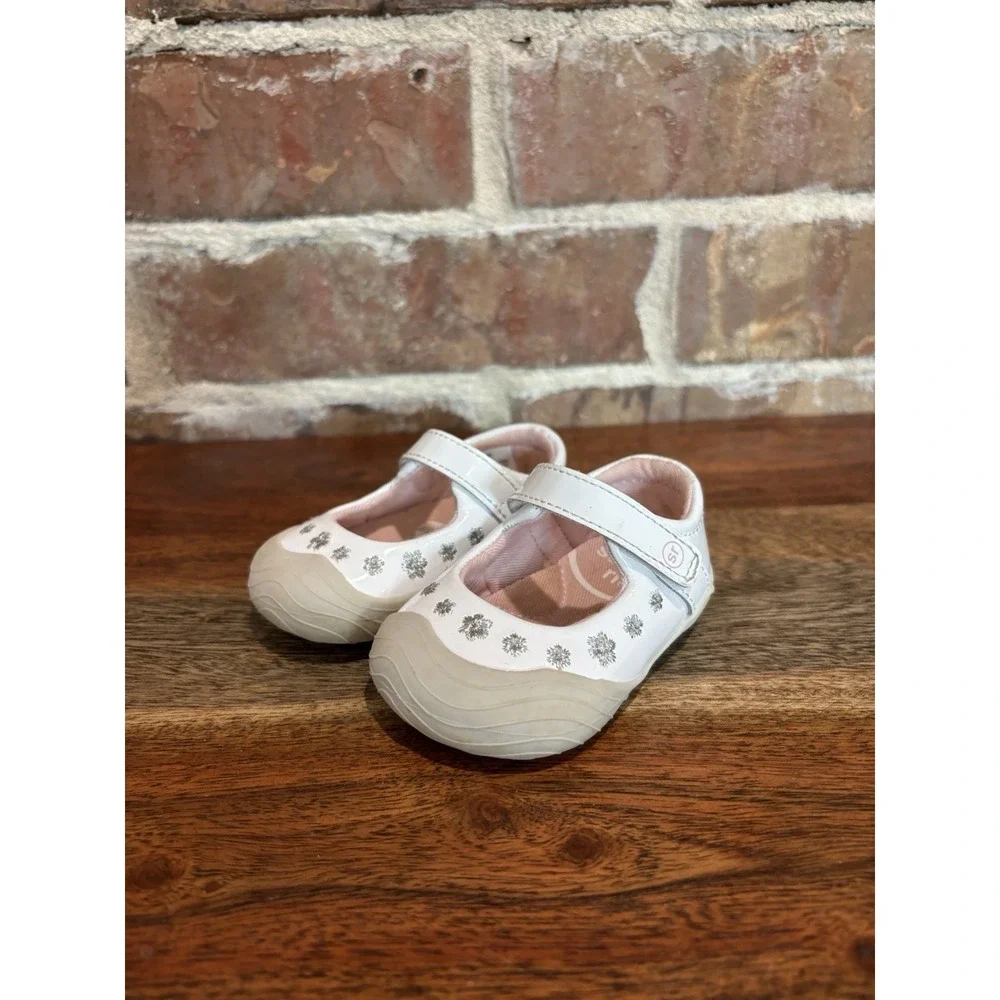 Stride Rite Mira Infant Size 2M Girls White Leather Floral Shoes Mary Jane